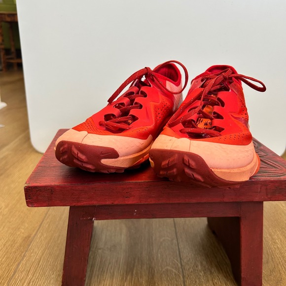 Nike Air Zoom Terra Kiger 7 Red Orange Trail Running Shoes Women Sz 8.5 Hiking - Picture 10 of 11